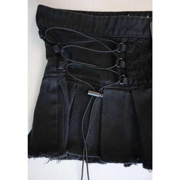 Darker Wavs x Dolls Kill ADW21240 Women's Sz XS Black Pleated Denim Mini Skirt - Picture 4 of 7
